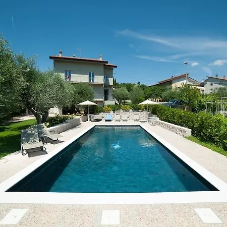 La Casa Di Giulio E Lina Holiday home Fossombrone